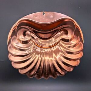 Wear-Ever 6 Cup Copper Jello Mold Swirl Flower 8in Dia MPN 600-2000